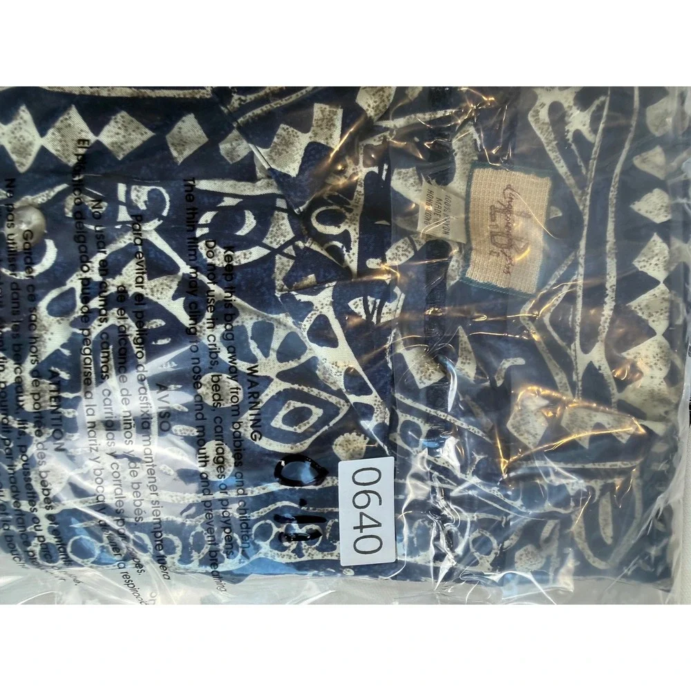 Linguine and‎ Bob Mens Large Rayon Button Down Shirt Navy Tribal Geometric Print